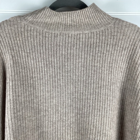 Charter Club Luxury 100% Cashmere Sweater Pullover Size Large Taupe - Picture 6 of 9